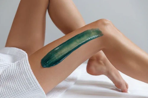 ../assets/images/global/hair-removal-wax.jpeg